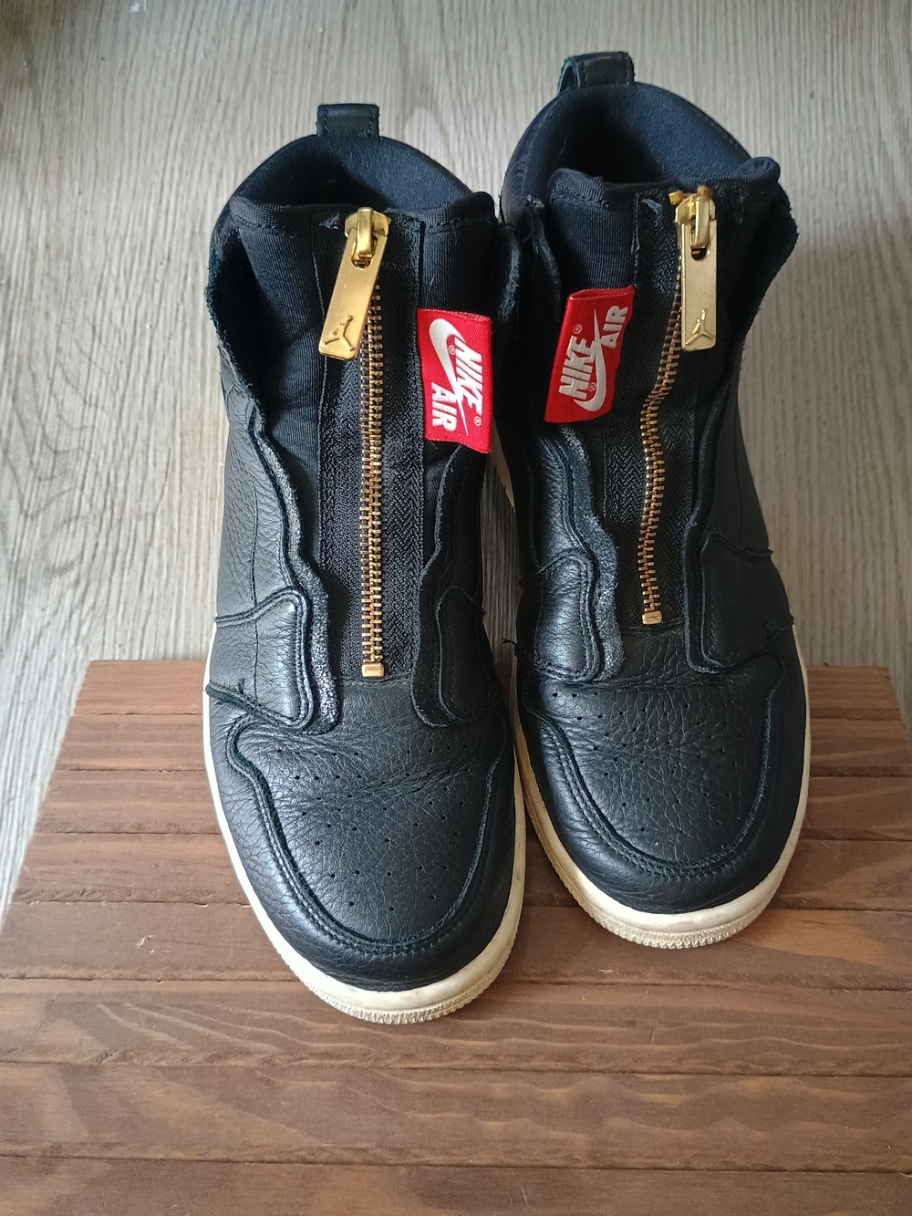Nike Air Jordan 1 Retro High Zip Black Sail Gold Zip Women's 6.5 AQ3742-016